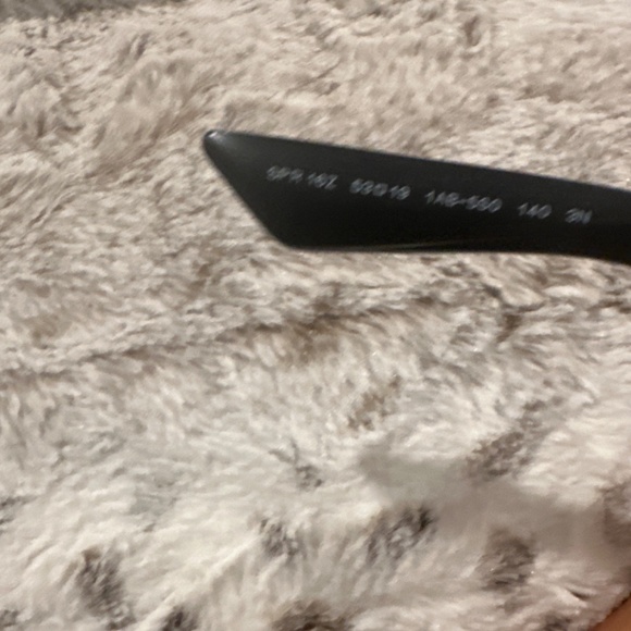Prada sunglasses New - Picture 3 of 3
